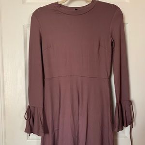 Forever 21 Bell Bottom Sleeve Dress